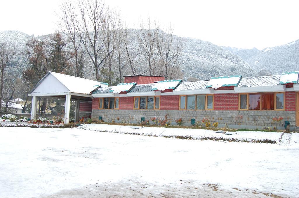 Tatva Bir Tents And Hotel Kangar Ngoại thất bức ảnh