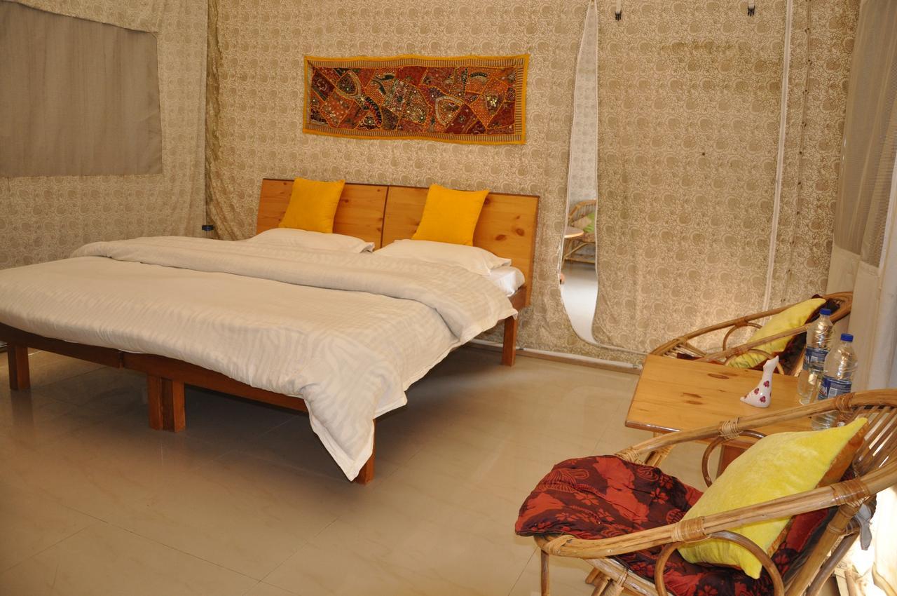 Tatva Bir Tents And Hotel Kangar Ngoại thất bức ảnh