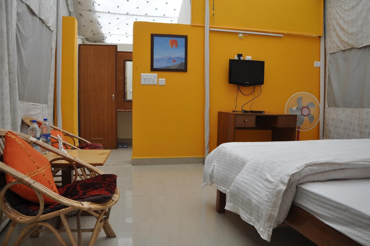Tatva Bir Tents And Hotel Kangar Ngoại thất bức ảnh